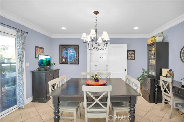 Detail Gallery Image 15 of 73 For 10201 Beverly Dr, Huntington Beach,  CA 92646 - 5 Beds | 2/1 Baths