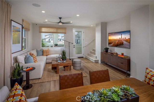 Detail Gallery Image 8 of 14 For 6057 Arches Way, Corona,  CA 92880 - 3 Beds | 2/1 Baths