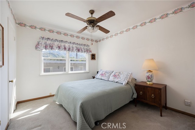 Detail Gallery Image 13 of 37 For 2900 Manhattan Ave, La Crescenta,  CA 91214 - 3 Beds | 2 Baths