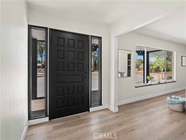 2350 W Avenue N12, Palmdale CA: https://media.crmls.org/medias/e5c76222-0dd1-44b1-b170-b47da9aeacea.jpg
