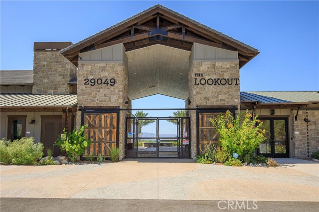 Detail Gallery Image 64 of 75 For 17721 Ridgeline Ct, Saugus,  CA 91350 - 4 Beds | 4 Baths