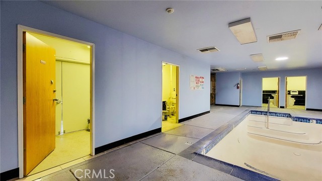  Commercial for Sale in Apple Valley, California