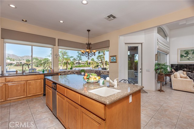 Detail Gallery Image 18 of 63 For 48537 Vista Palomino, La Quinta,  CA 92253 - 4 Beds | 4/1 Baths