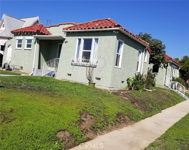 7853 Brighton Ave, Los Angeles, CA 90047