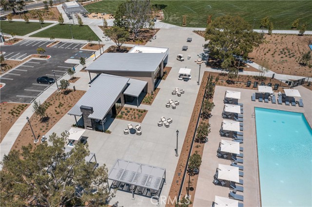 232 Junco, Irvine CA: https://media.crmls.org/medias/e5c90632-aa54-4427-885e-510cbeff57fb.jpg