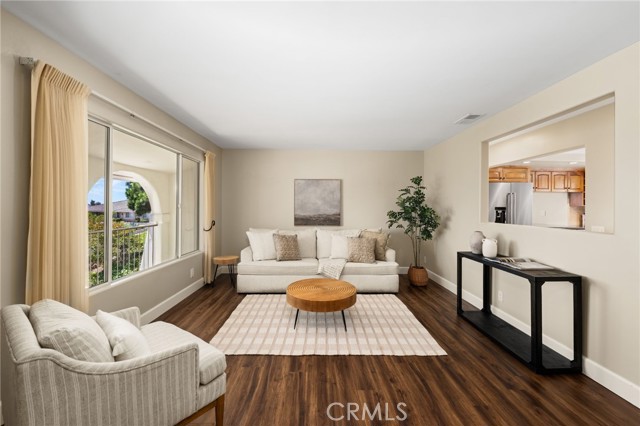 2525 Jonquil Drive, Upland CA: https://media.crmls.org/medias/e5c97a2e-99d7-423b-97bd-dce13a4c4581.jpg