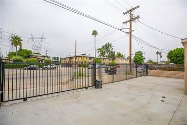 Image 2 for 6250 Vineland Ave, Los Angeles, CA 91606