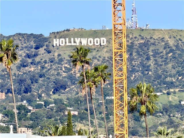 Detail Gallery Image 16 of 43 For 5336 Lemon Grove, Los Angeles,  CA 90038 - 6 Beds | 4/1 Baths