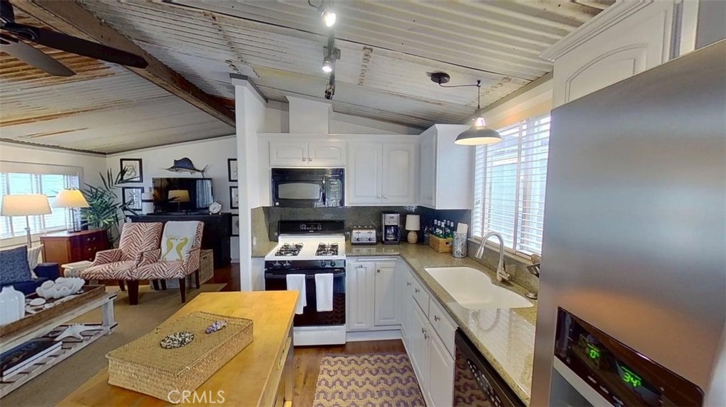 MLS #PW26158266 image #8