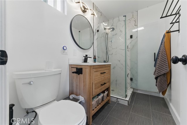 415 Cadbrook Drive, La Puente CA: https://media.crmls.org/medias/e5cc0b46-0d23-47ad-bc23-8f42222c9dfd.jpg