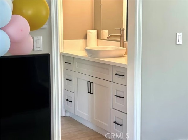 8511 Garibaldi Avenue, San Gabriel CA: https://media.crmls.org/medias/e5cc1a39-c0fd-4b46-8615-2b32646e942c.jpg
