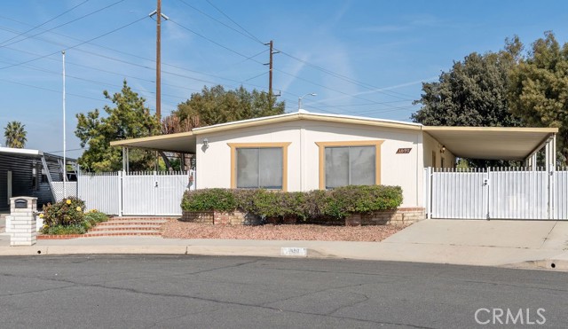 Detail Gallery Image 2 of 24 For 1690 Carlotta Dr, Hemet,  CA 92543 - 3 Beds | 2 Baths