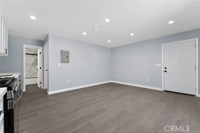 Detail Gallery Image 43 of 58 For 1131 E 21st, Long Beach,  CA 90806 - 5 Beds | 5 Baths