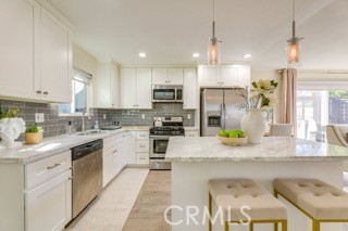 Detail Gallery Image 7 of 20 For 3620 Altamont, Los Angeles,  CA 90065 - 3 Beds | 3 Baths