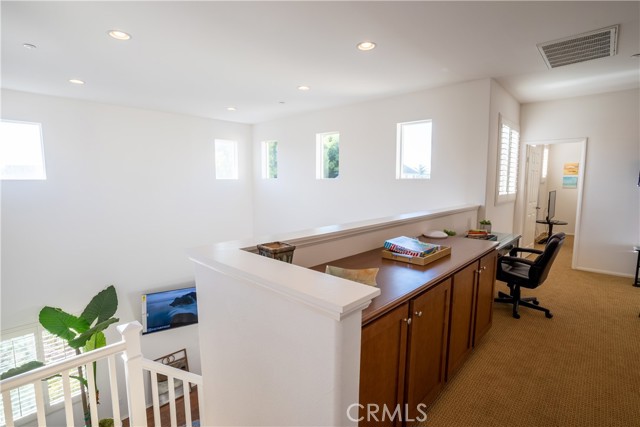 Detail Gallery Image 31 of 45 For 301 Harbor Breeze Dr., Port Hueneme,  CA 93041 - 3 Beds | 2/1 Baths