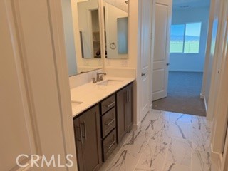 6318 Rainy Pass, Hesperia CA: https://media.crmls.org/medias/e5ce04d0-a789-4235-aada-8167b09ea94a.jpg