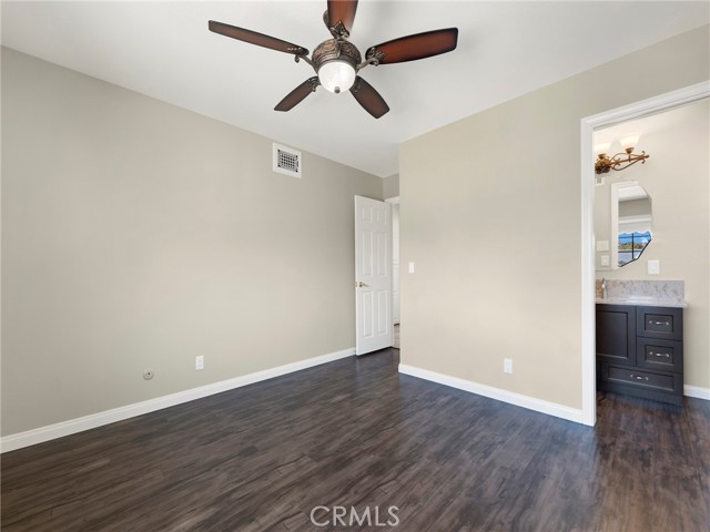 Detail Gallery Image 10 of 34 For 26721 Diaz Dr, Saugus,  CA 91350 - 4 Beds | 2 Baths