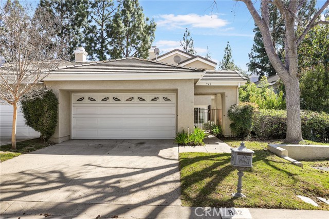 942 Misty Canyon Avenue photo 1