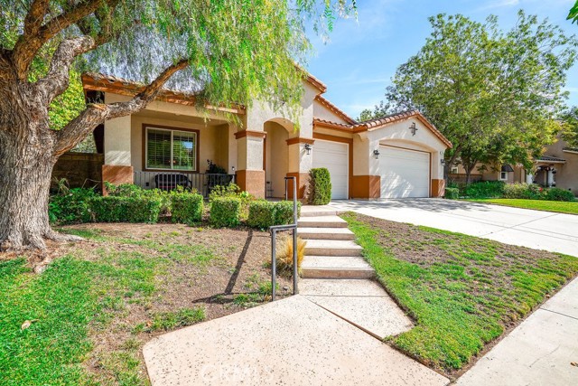 Detail Gallery Image 2 of 47 For 32004 Teal Ct, Yucaipa,  CA 92399 - 4 Beds | 2 Baths