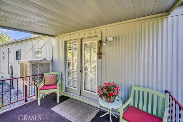 8522 Quarterhorse Lane, Lower Lake CA: https://media.crmls.org/medias/e5cf9927-1e35-4ee6-b46a-228275a96d78.jpg