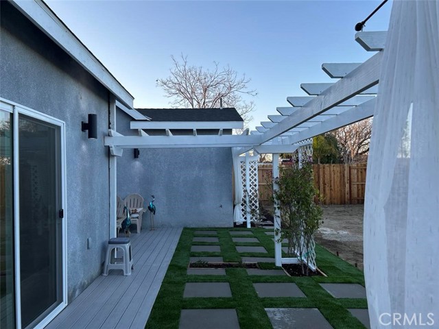 16700 Joy Street, Lake Elsinore CA: https://media.crmls.org/medias/e5d07a7a-0d65-4731-b000-255907f83c7c.jpg
