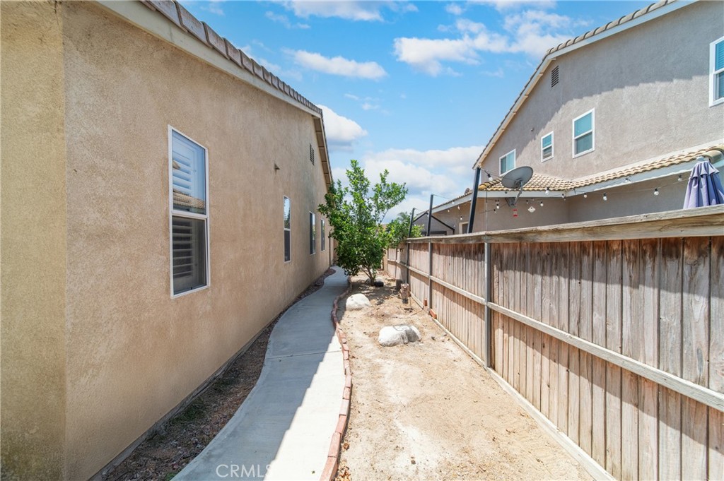 MLS #WS25161934 img 28