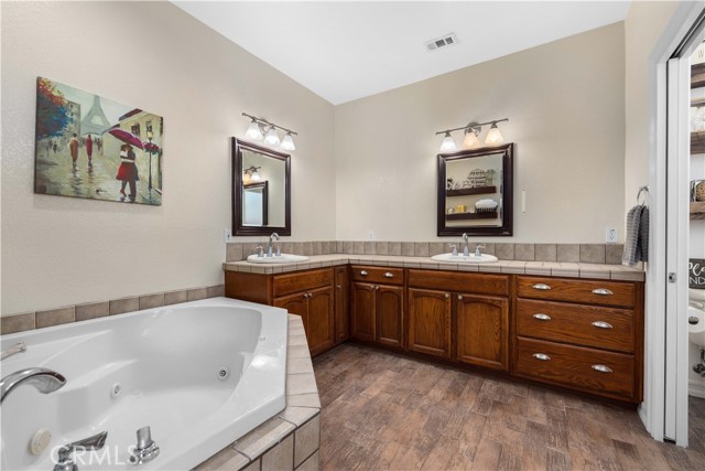 Detail Gallery Image 22 of 43 For 8045 W Avenue C10, Lancaster,  CA 93536 - 5 Beds | 3/1 Baths