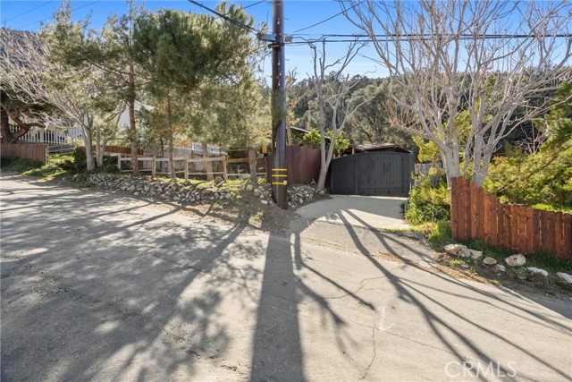 Detail Gallery Image 16 of 25 For 209 E End, Frazier Park,  CA 93225 - 2 Beds | 1 Baths