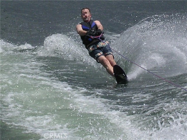 Detail Gallery Image 35 of 43 For 27821 Peninsula Dr. #330, Lake Arrowhead,  CA 92352 - 4 Beds | 2 Baths