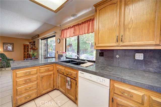 Detail Gallery Image 17 of 44 For 4185 Vanguard Dr, Lompoc,  CA 93436 - 3 Beds | 2 Baths