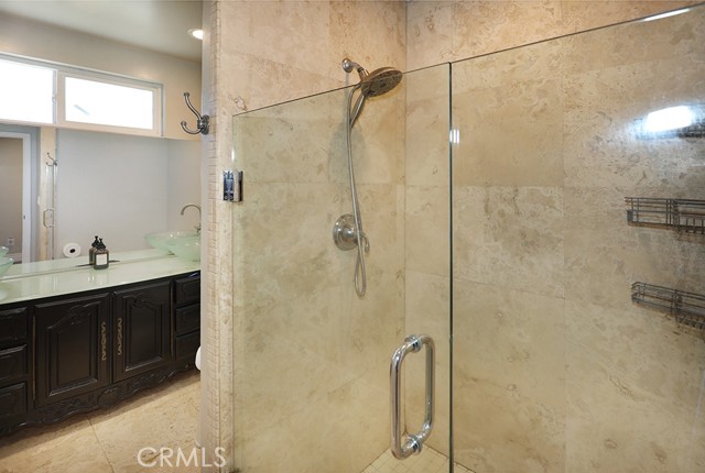 3807 Gardenia, Long Beach CA: https://media.crmls.org/medias/e5d25440-fab8-457d-8a6f-bde98d78e631.jpg