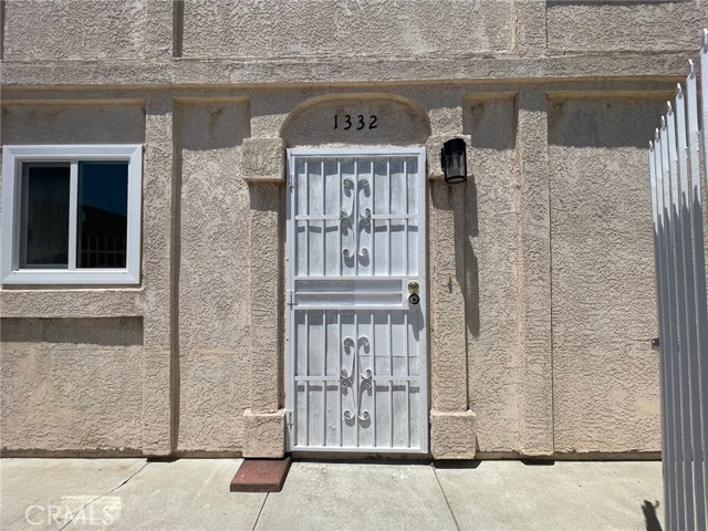 Detail Gallery Image 2 of 14 For 1332 W 20th St, Los Angeles,  CA 90007 - 3 Beds | 2 Baths