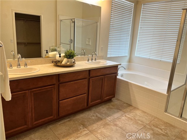 Image 6 of 35 For 28554 Vista Del Rio Drive