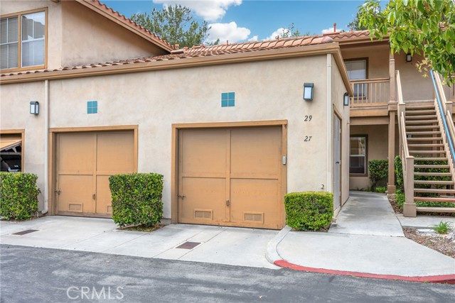 27 Timbre, Rancho Santa Margarita CA: https://media.crmls.org/medias/e5d49064-d577-4ec8-b1ad-e7da45b0bd9d.jpg