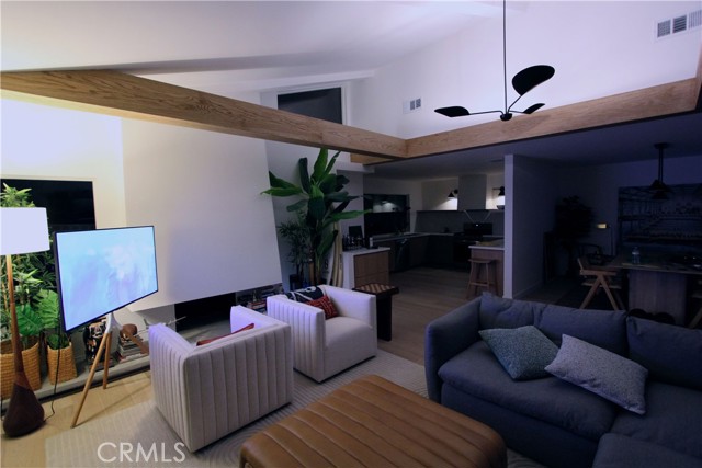 1914 Pelican Avenue, San Pedro CA: https://media.crmls.org/medias/e5d55067-7b16-4325-9496-3c5477c1c223.jpg