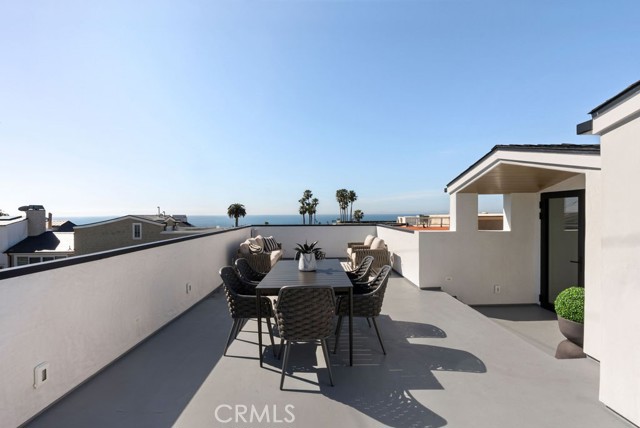 Detail Gallery Image 19 of 21 For 2501 Seaview Ave, Corona Del Mar,  CA 92625 - 4 Beds | 4/1 Baths