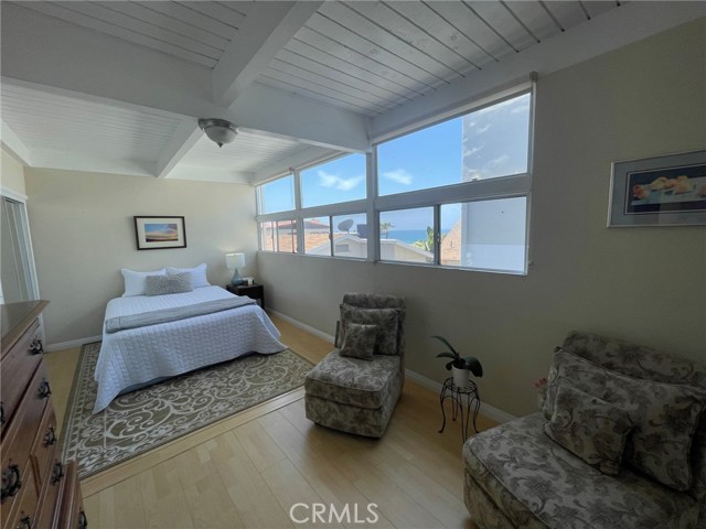 132 8th Street, Manhattan Beach, California 90266, 3 Bedrooms Bedrooms, ,3 BathroomsBathrooms,Residential,Sold,8th,SB23120971