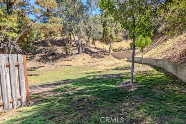Detail Gallery Image 33 of 40 For 10831 Roycroft St #18,  Sun Valley,  CA 91352 - 3 Beds | 2/1 Baths