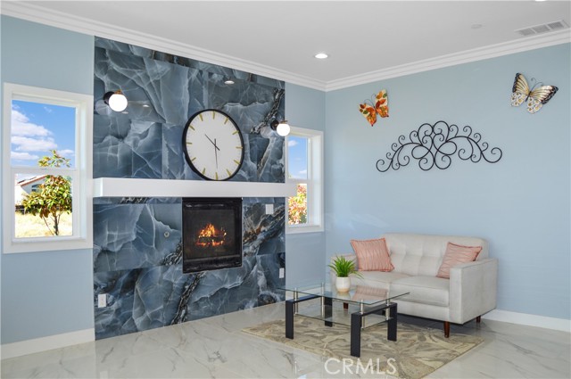 Detail Gallery Image 14 of 75 For 29329 Kemper Ln, Highland,  CA 92346 - 6 Beds | 5 Baths