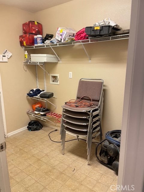 5825 Finchley Road, Palmdale CA: https://media.crmls.org/medias/e5d727fa-64c6-4f90-9aaa-a5f9e2e9aa35.jpg