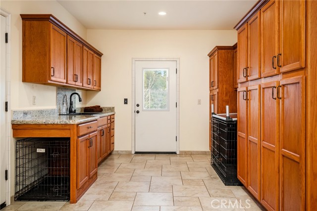 Detail Gallery Image 15 of 39 For 22 Deer View Ln, Templeton,  CA 93465 - 3 Beds | 2/1 Baths