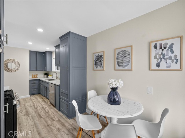 Image 17 of 43 For 3638 156th Street