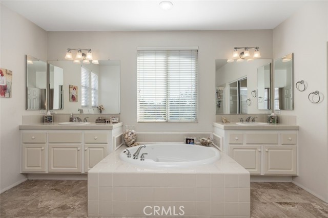 Detail Gallery Image 30 of 60 For 29 Roseville, Irvine,  CA 92602 - 4 Beds | 2/1 Baths