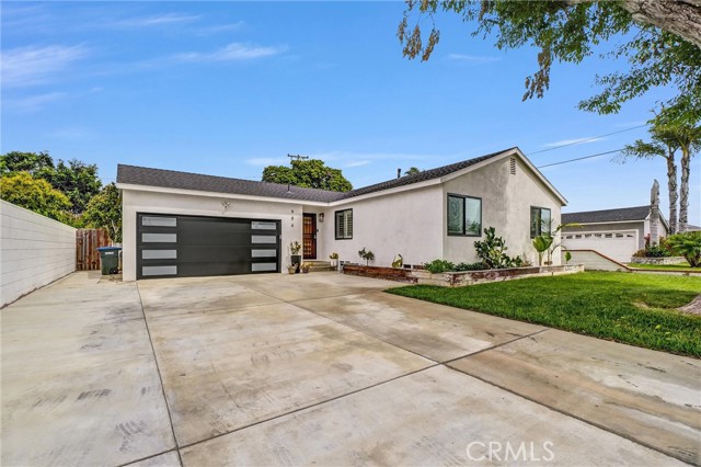 MLS #OC26069266 image #1