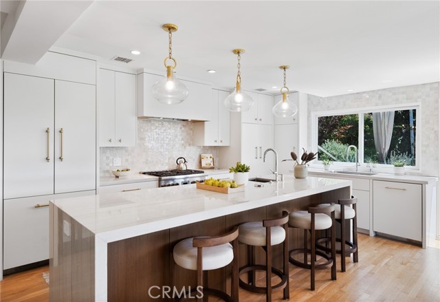 Detail Gallery Image 23 of 57 For 1690 N Crescent Heights Bld, Los Angeles,  CA 90069 - 3 Beds | 4 Baths