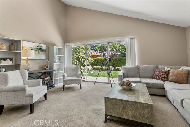 Detail Gallery Image 3 of 22 For 1671 Heather Ave, Tustin,  CA 92780 - 4 Beds | 2 Baths