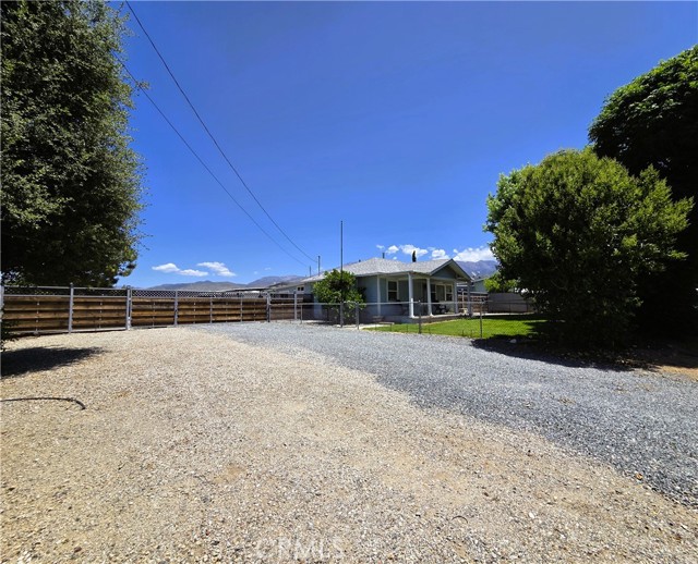 34796 Wildwood Canyon Road, Yucaipa CA: https://media.crmls.org/medias/e5daca86-dbb0-449b-b3b1-198225c8cc2d.jpg