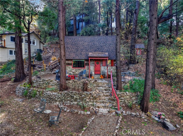 Detail Gallery Image 17 of 33 For 23270 Brookside, Crestline,  CA 92325 - 1 Beds | 1 Baths