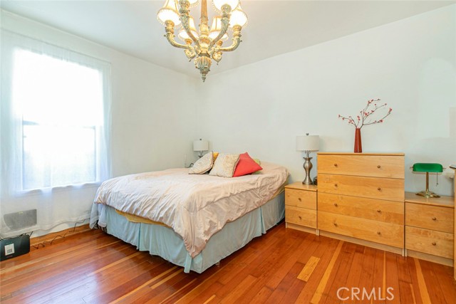 Detail Gallery Image 11 of 29 For 11020 Scoville Ave, Sunland,  CA 91040 - 3 Beds | 2 Baths