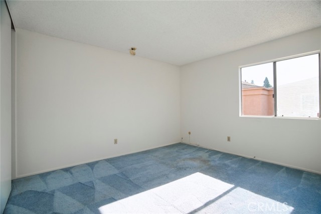 Detail Gallery Image 14 of 21 For 1151 N Dresden St #17,  Anaheim,  CA 92801 - 3 Beds | 2/1 Baths